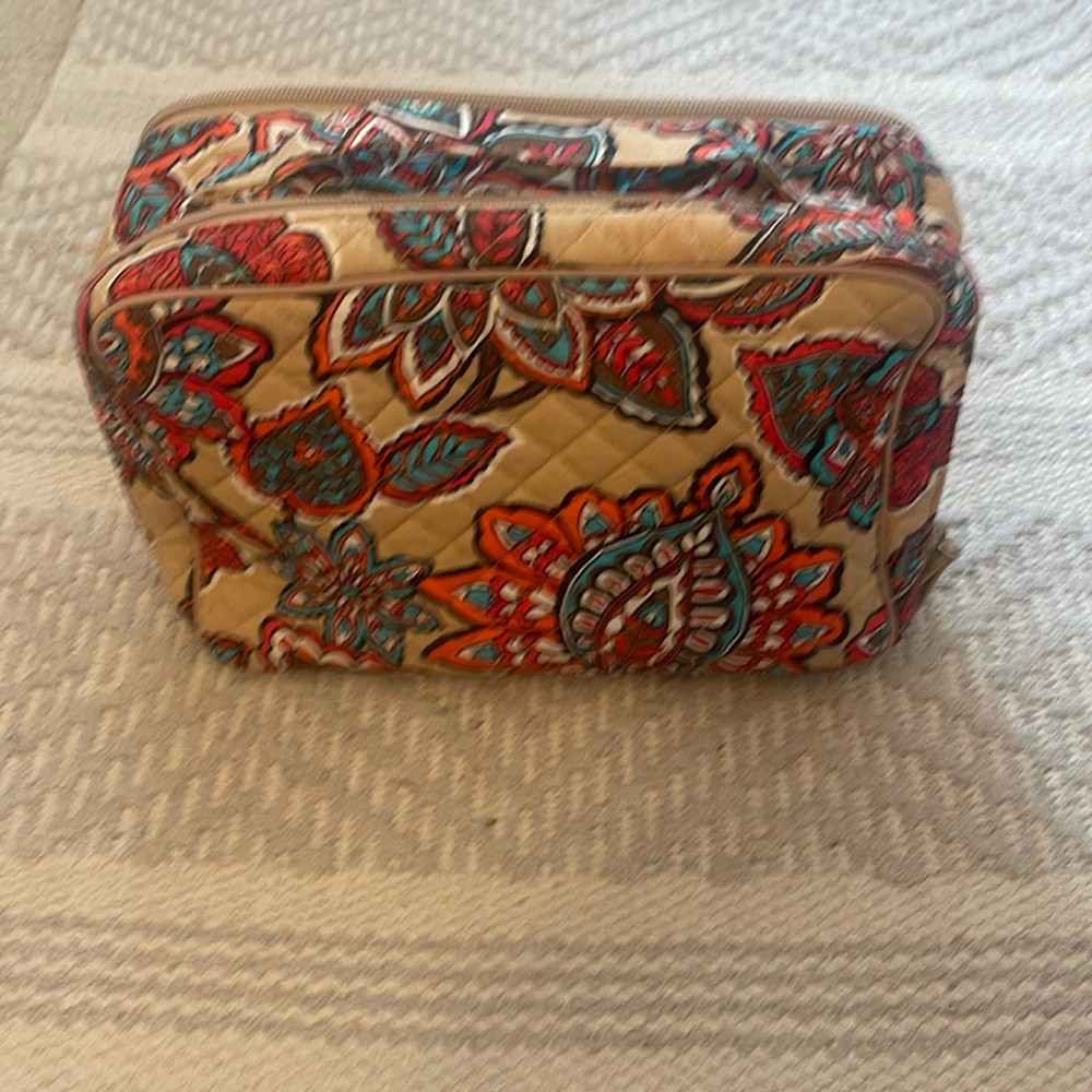 Vera Bradley  Large Blush & Brush Makeup Case